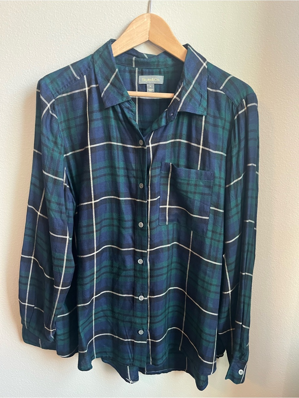 Plaid Button Down Shirt Blouse in Navy, Green and Cream Preppy Layer Classic NWT - Picture 2 of 6